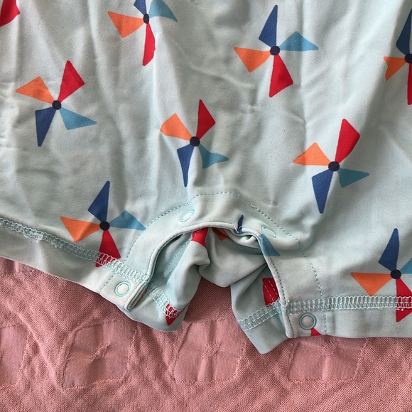 Primary swimsuit size 3 - Picture 3 of 5